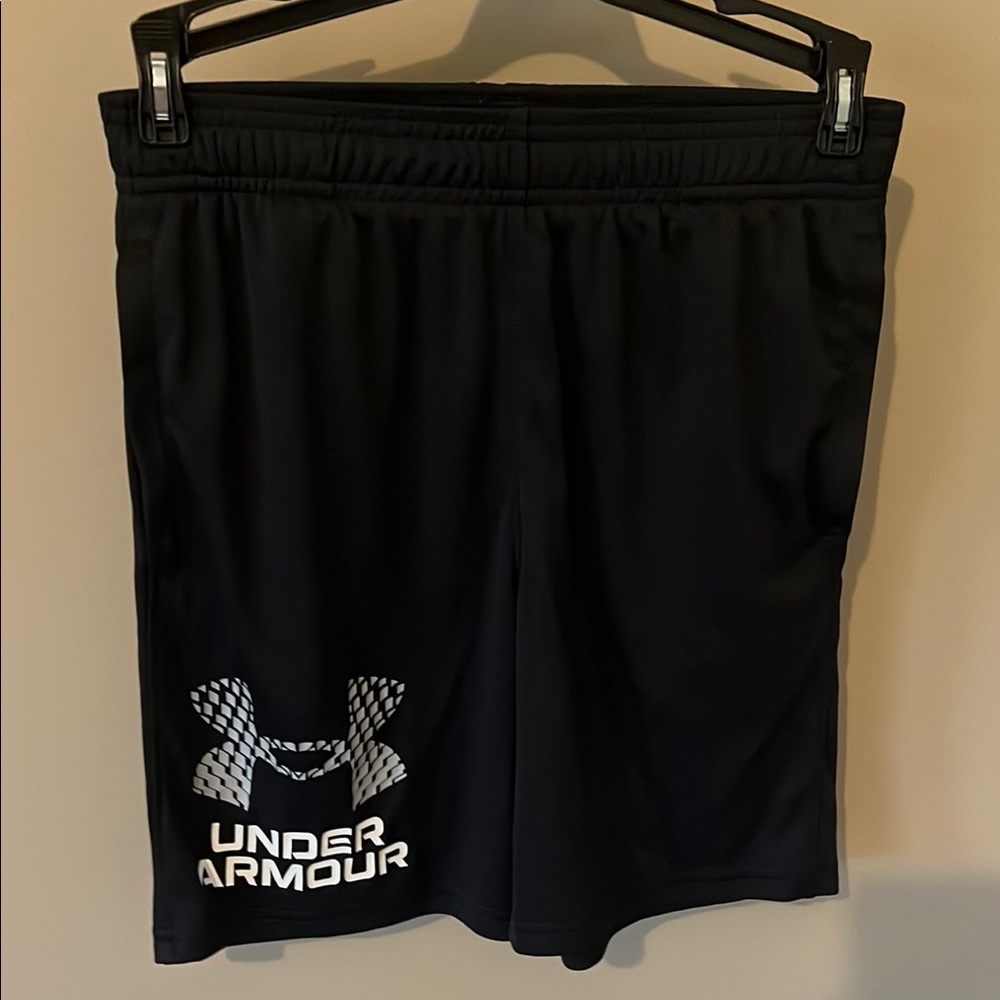 Under Armour Black Athletic Shorts with Elastic Waistband
